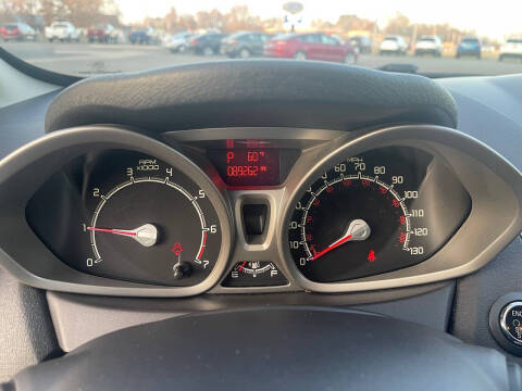 2011 Ford Fiesta SES