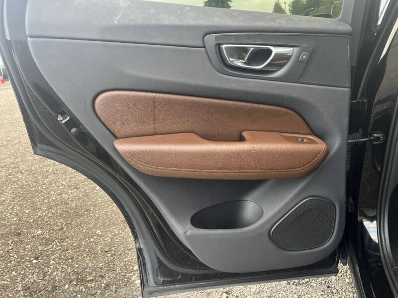 2018 Volvo XC60 T5 Momentum