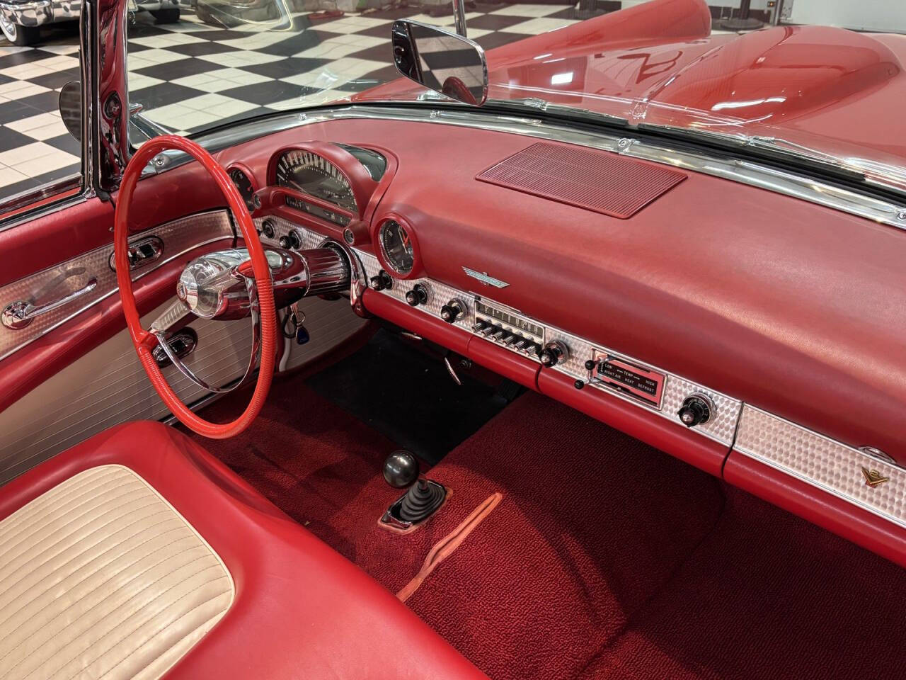 1955 Ford Thunderbird 35