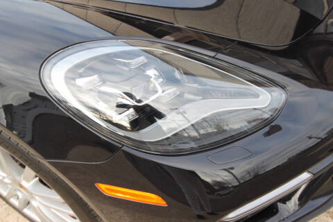 2017 Porsche Panamera Turbo