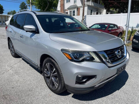2017 Nissan Pathfinder S