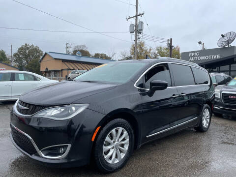 2019 Chrysler Pacifica Touring L