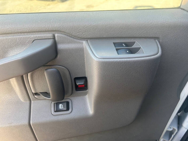 2021 Chevrolet Express 2500