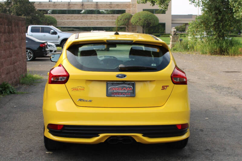 2017 Ford Focus ST