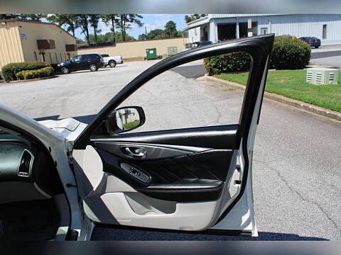 2017 Infiniti Q50 3.0T Signature Edition
