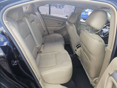 2016 Ford Taurus SEL