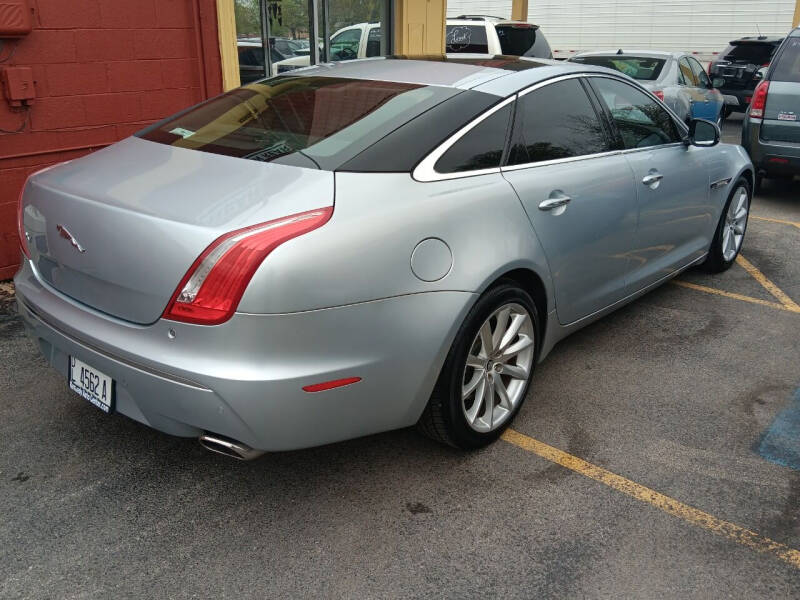 2011 Jaguar XJ