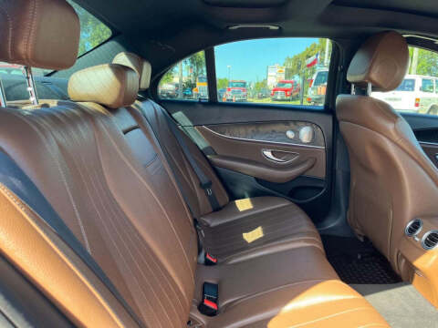 2017 Mercedes-Benz E-Class E 300 4MATIC