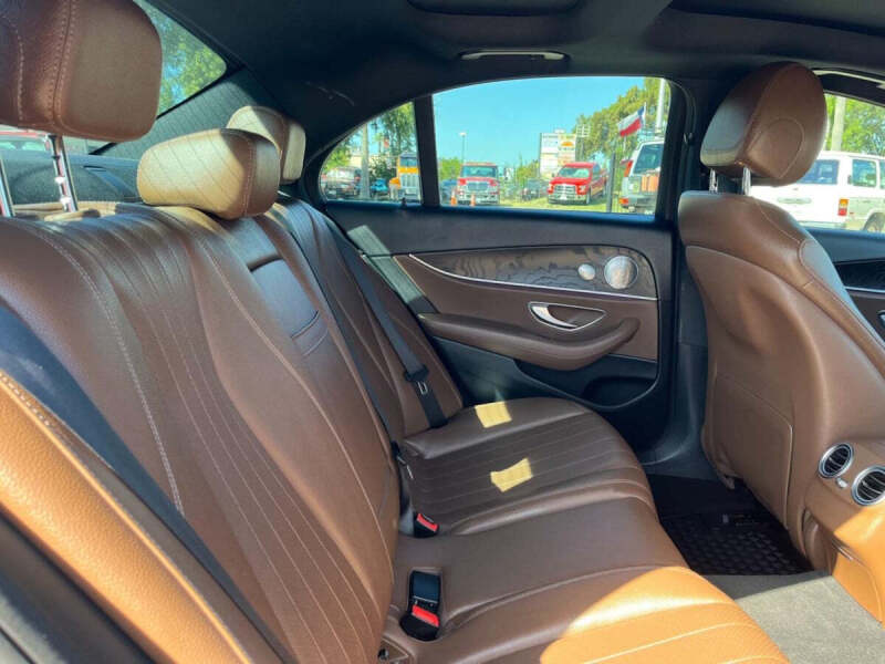 2017 Mercedes-Benz E-Class E 300 4MATIC