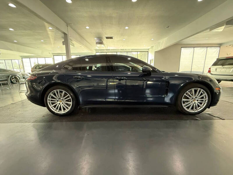 2017 Porsche Panamera