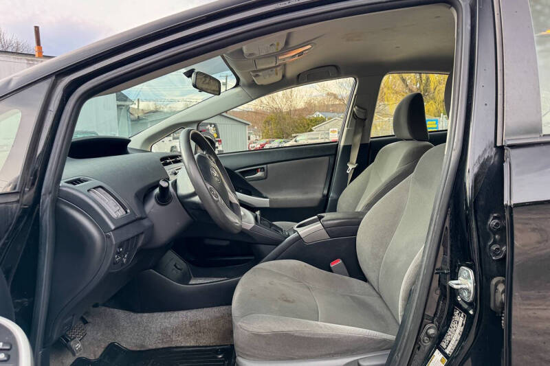 2014 Toyota Prius Three