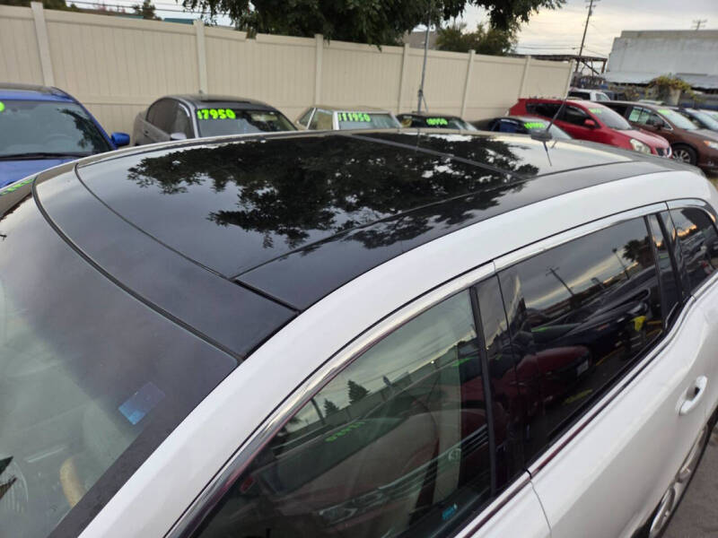 2012 Lincoln MKT EcoBoost