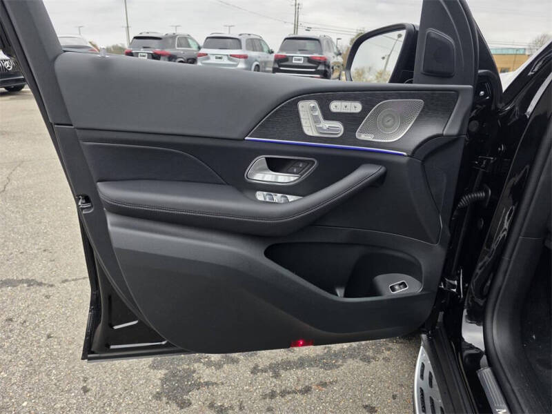 2026 Mercedes-Benz GLS GLS 580