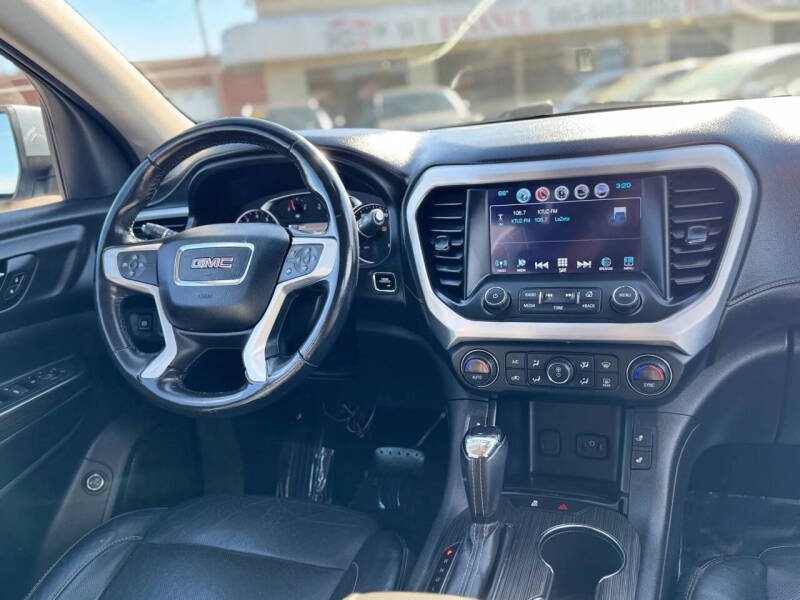 2019 GMC Acadia SLT-1
