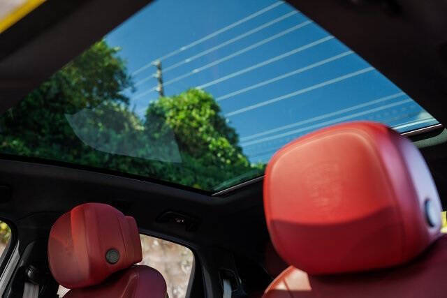 2023 Porsche Cayenne Coupe Platinum Edition