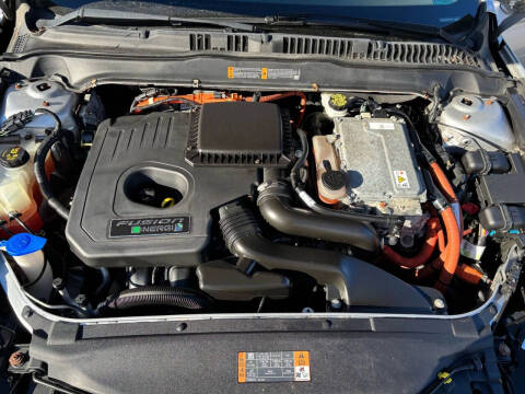 2014 Ford Fusion Energi SE