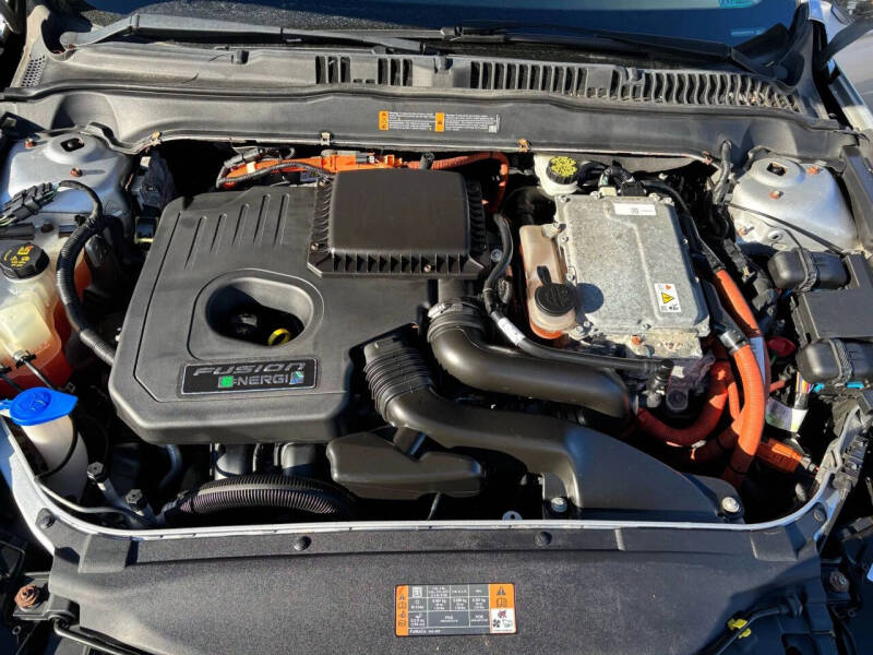 2014 Ford Fusion Energi SE