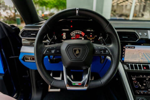 2020 Lamborghini Urus