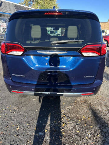 2017 Chrysler Pacifica Limited