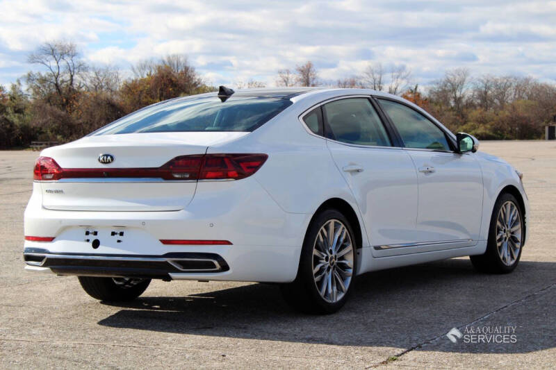 2020 Kia Cadenza Limited