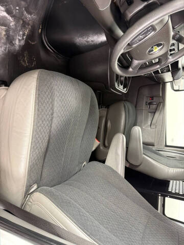 2020 Chevrolet Express 2500