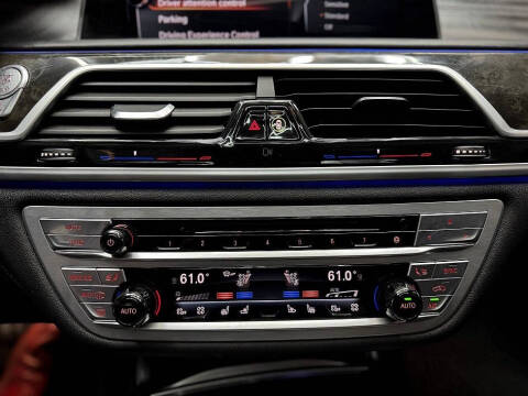 2017 BMW 7 Series 750i