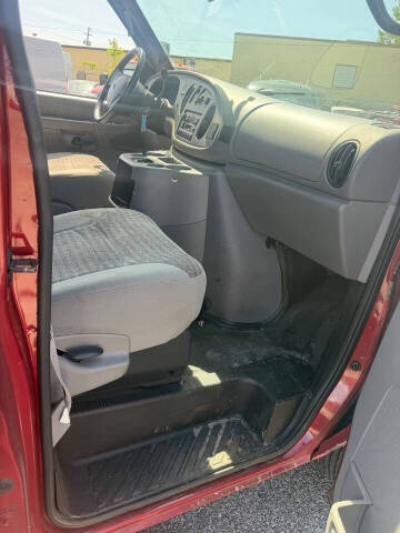 2002 Ford E-Series