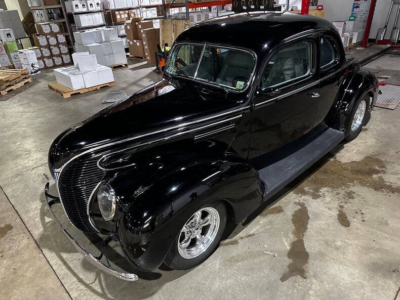 1938 Ford Deluxe