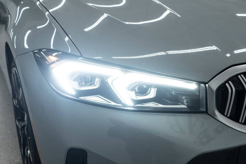 2025 BMW 3 Series 330i xDrive