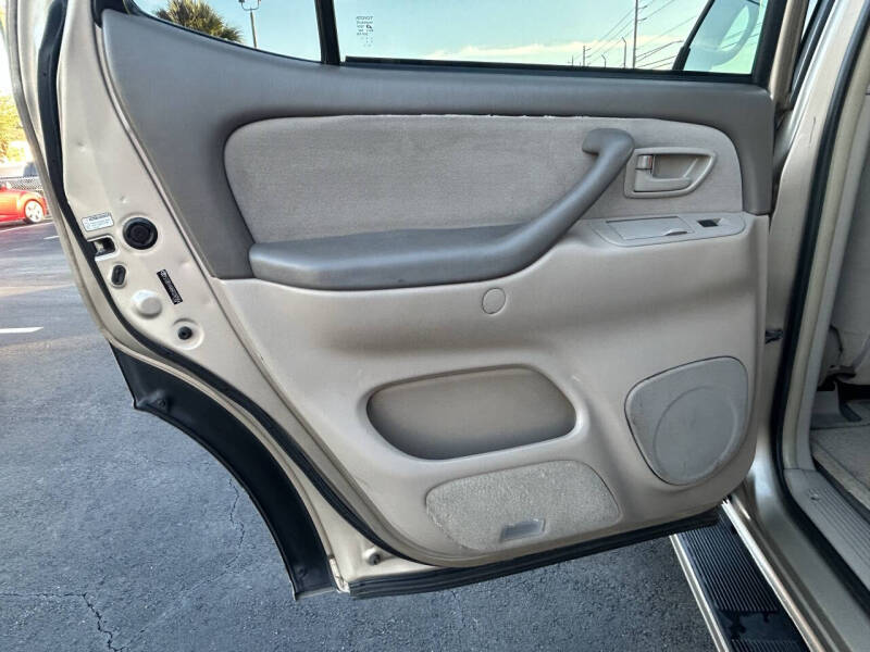 2007 Toyota Sequoia SR5