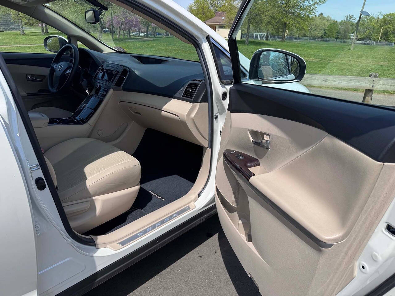 2011 Toyota Venza 17