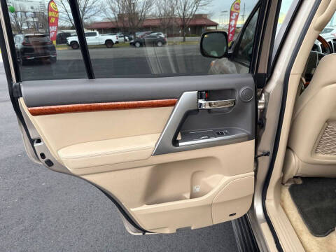 2014 Toyota Land Cruiser