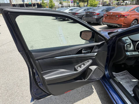 2023 Nissan Maxima 3.5 SV