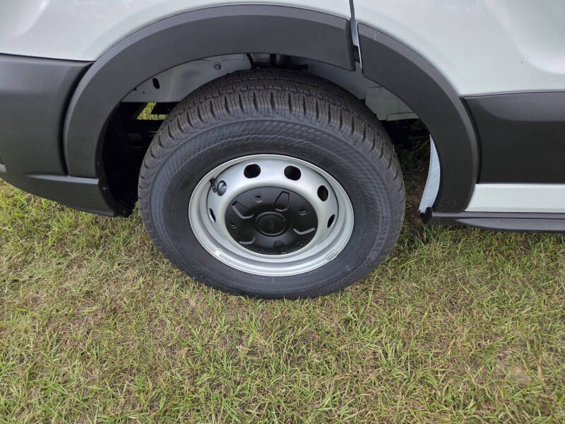 2025 Ford Transit 250