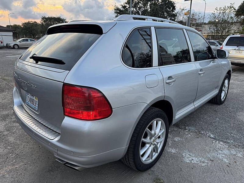 2004 Porsche Cayenne Turbo