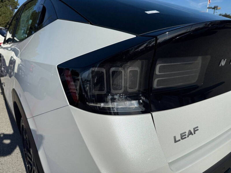 2026 Nissan LEAF Platinum+