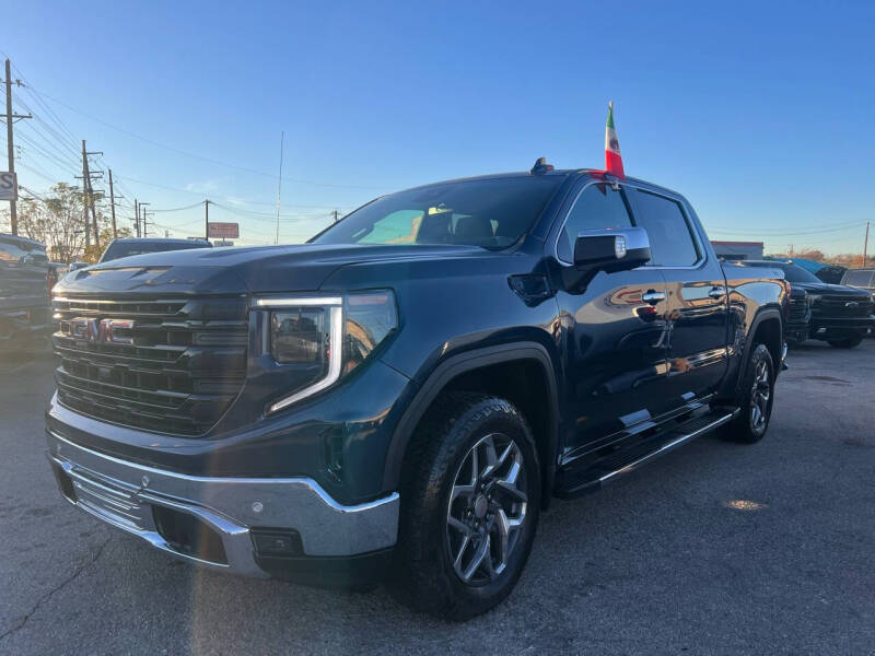 Used 2022 GMC Sierra 1500 SLT with VIN 3GTUUDET4NG658276 for sale in Garland, TX