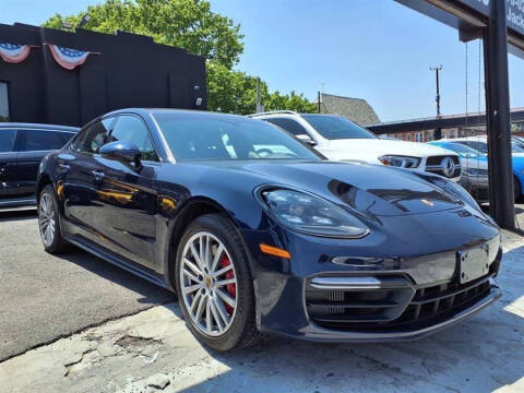 2019 Porsche Panamera GTS