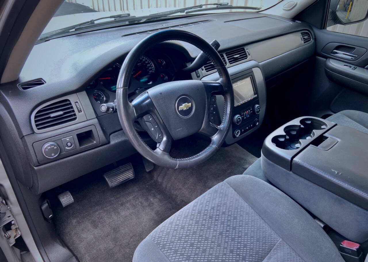 2008 Chevrolet Suburban 20