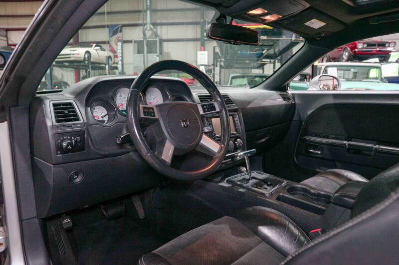 2009 Dodge Challenger SRT8