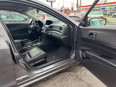 2013 Acura ILX 2.0L w/Tech