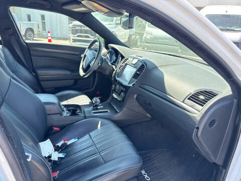 2014 Chrysler 300 S