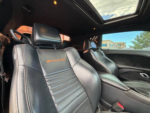2015 Dodge Challenger R/T Plus Shaker