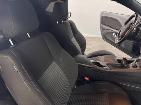 2020 Dodge Challenger SXT