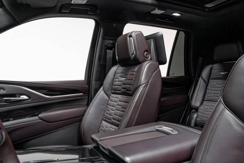 2022 Cadillac Escalade Sport Platinum