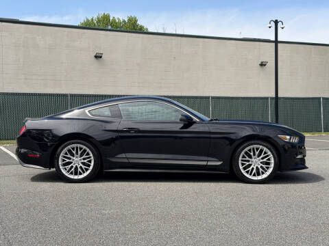 2017 Ford Mustang EcoBoost Premium