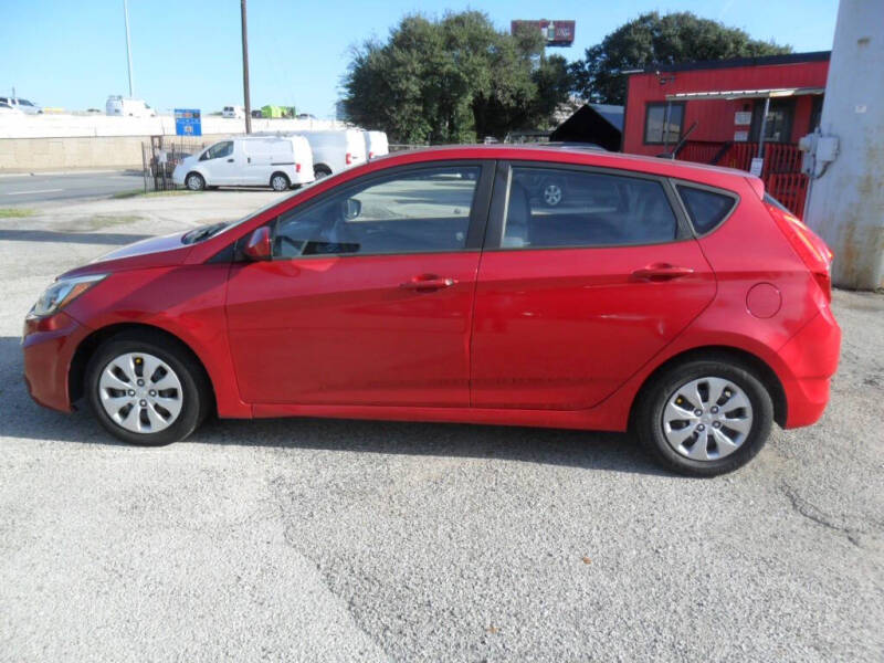 2017 Hyundai Accent SE