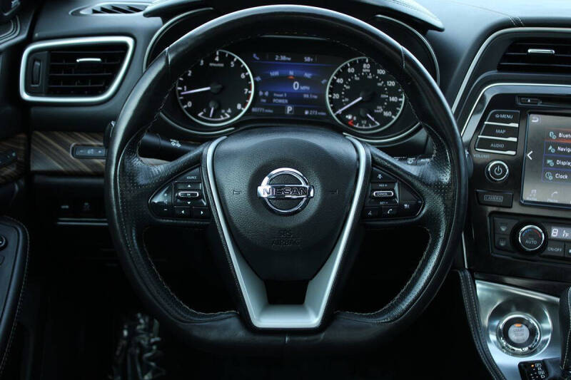 2017 Nissan Maxima Platinum