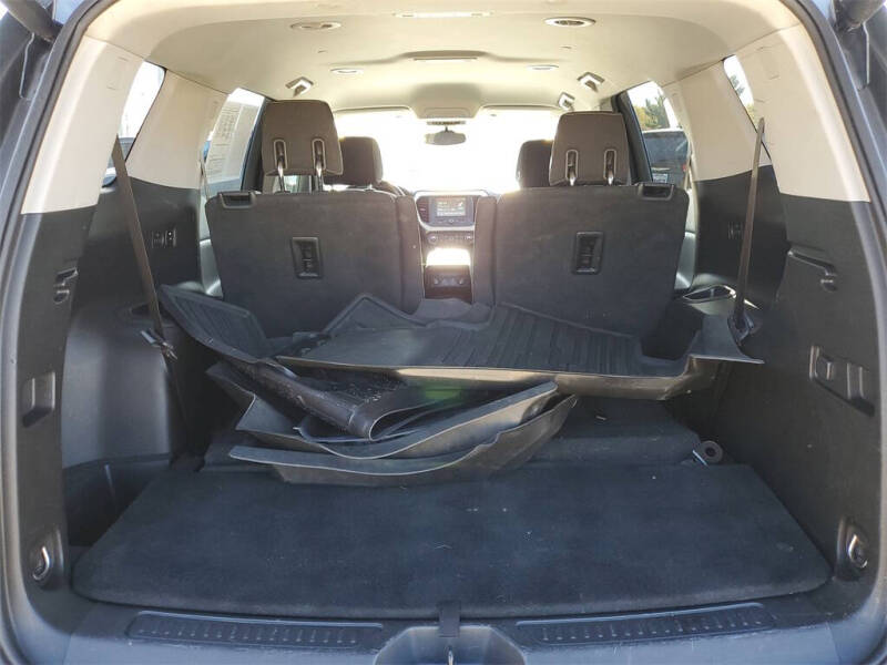 2019 GMC Acadia SLE-2