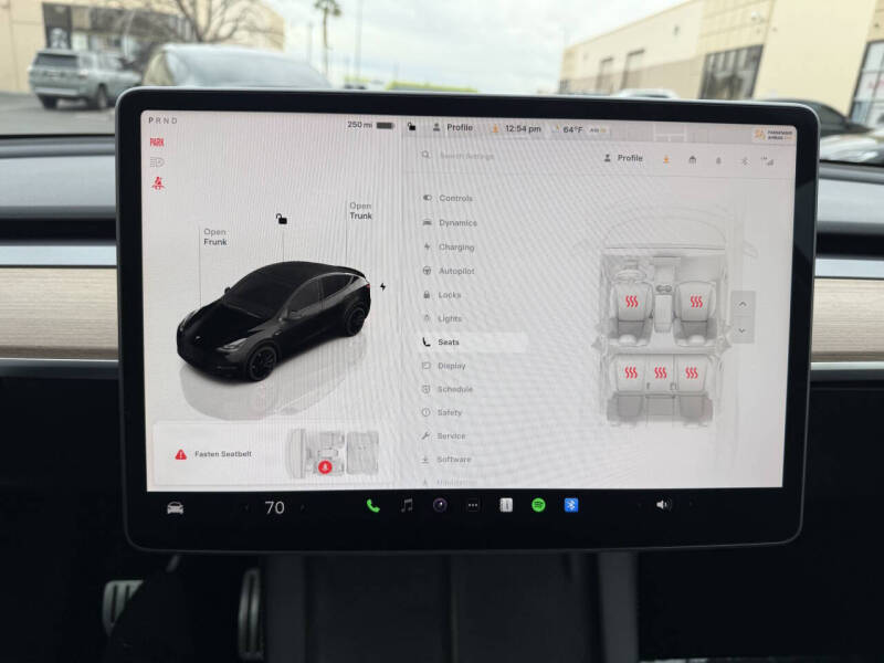 2023 Tesla Model Y Performance
